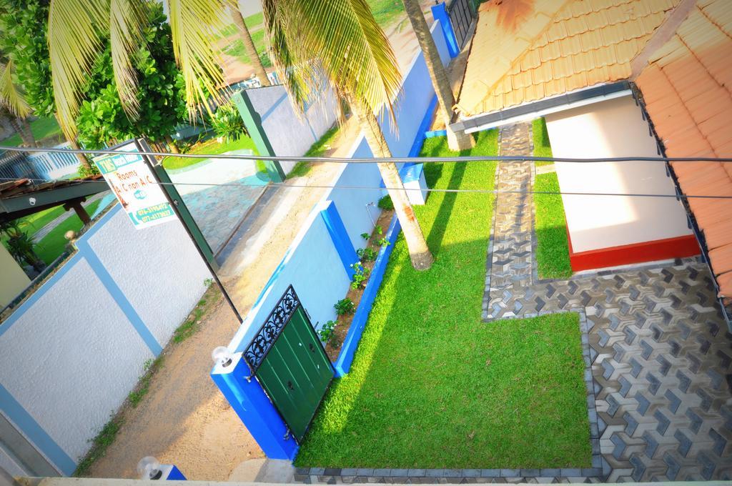 Tms Beach House Negombo Esterno foto